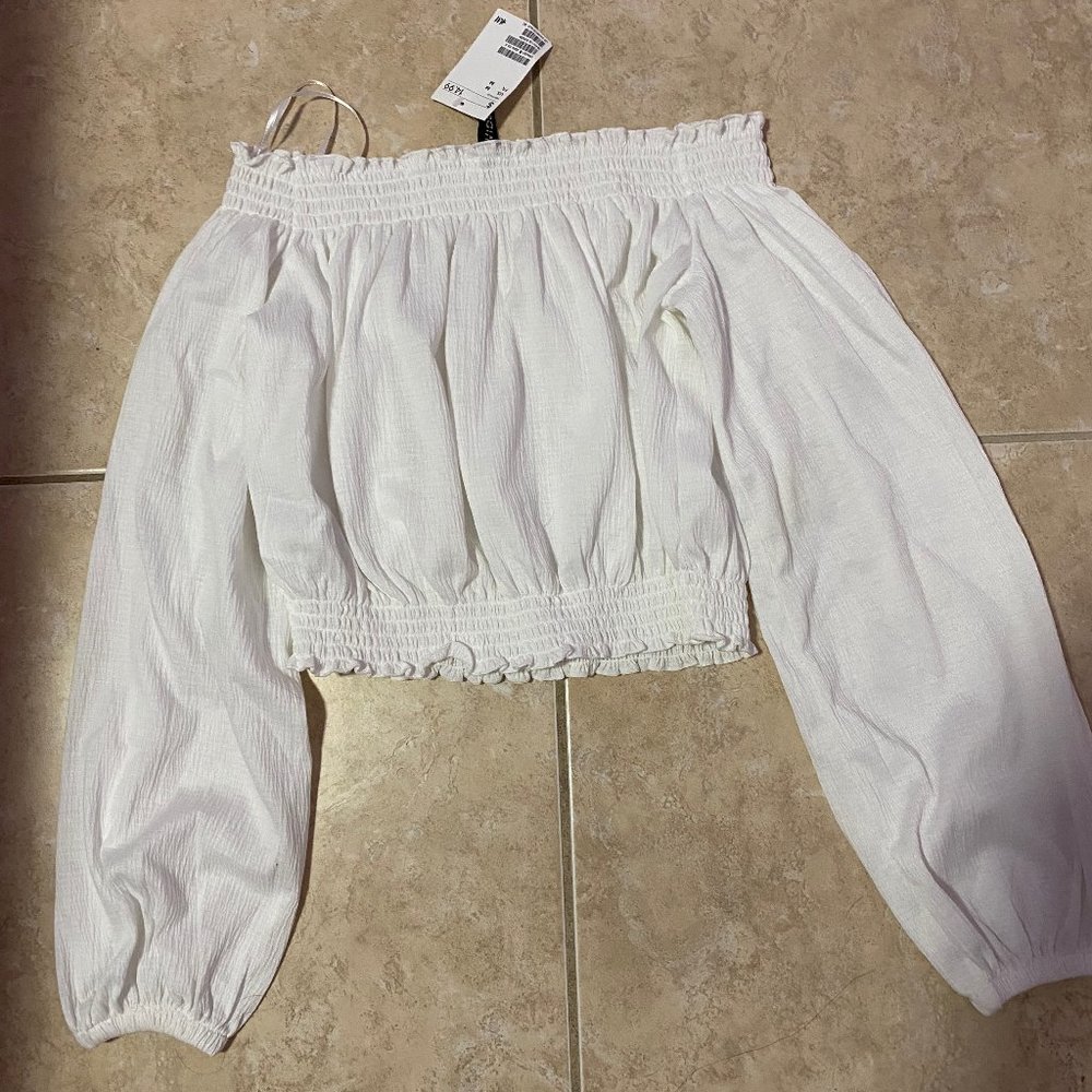 Long sleeve off the shoulder crop top